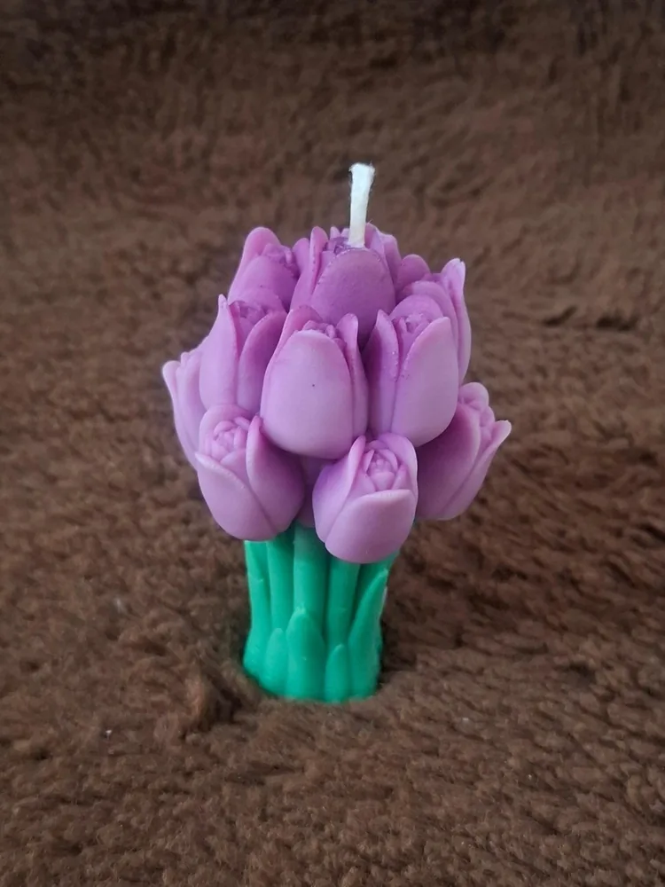 Tulip Bouquet Candle by MM BloomCraft